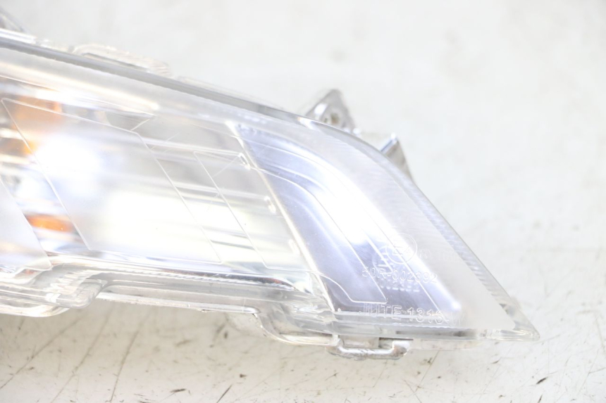 photo de FRONT RIGHT TURN SIGNAL PEUGEOT TWEET PRO CARGO 50 (2018 - 2020)