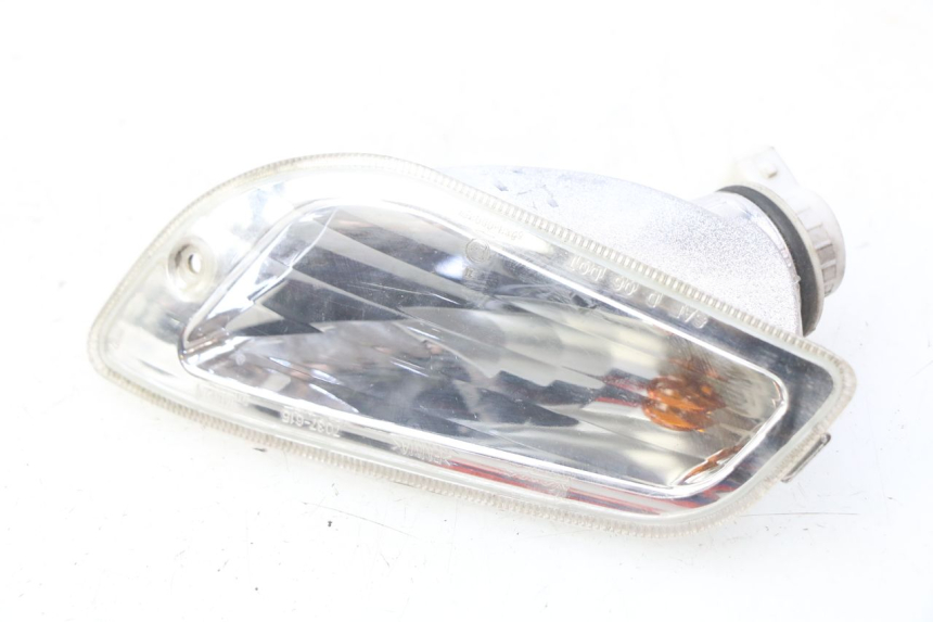 photo de RIGHT FRONT TURN SIGNAL PIAGGIO VESPA S 2T 50 (2007 - 2014)