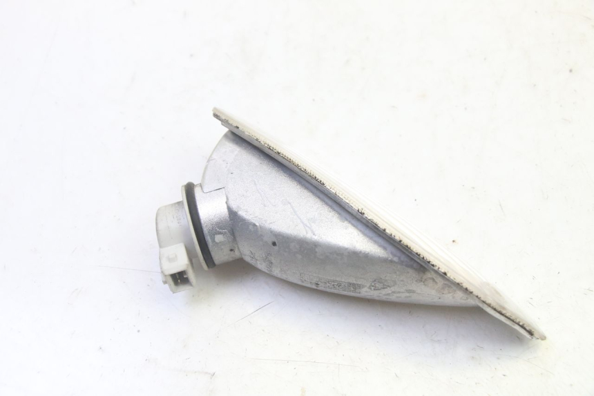 photo de RIGHT FRONT TURN SIGNAL PIAGGIO VESPA S 2T 50 (2007 - 2014)