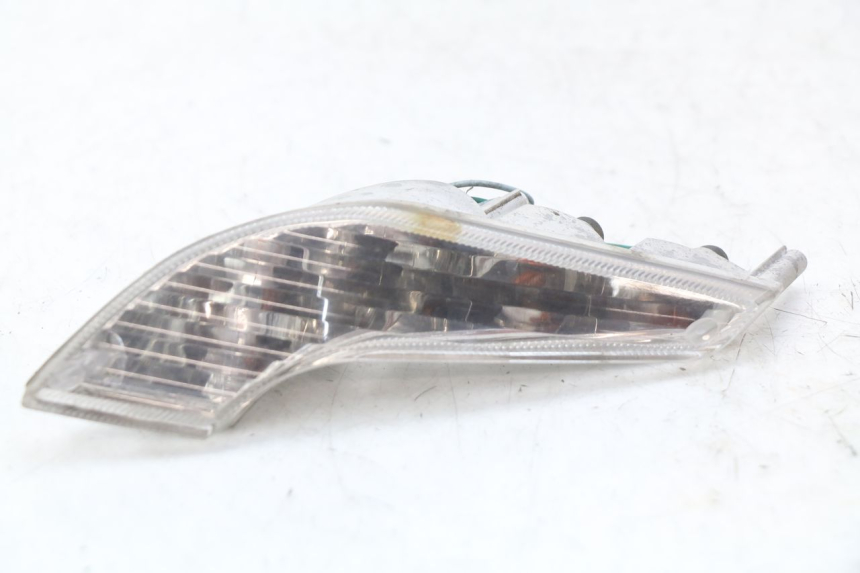 photo de FRONT RIGHT TURN SIGNAL PEUGEOT VIVACITY 125 (2010 - 2017)