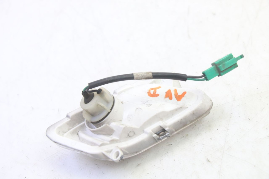 photo de RIGHT FRONT TURN SIGNAL YAMAHA X-MAX XMAX 250 (2006 - 2009)