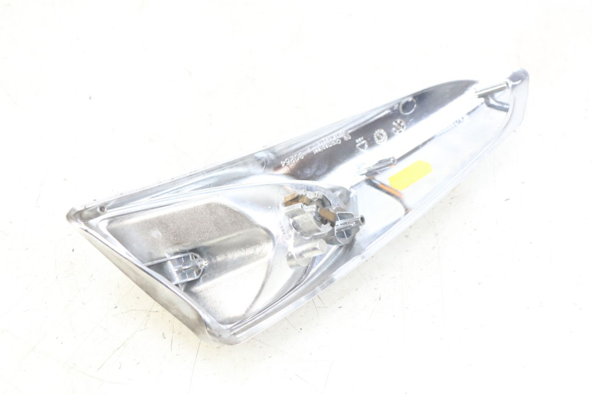 photo de RIGHT FRONT TURN SIGNAL PIAGGIO XEVO - X EVO 125 (2007 - 2016)