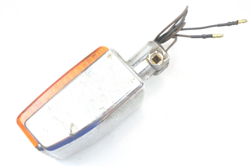 photo de FRONT RIGHT TURN SIGNAL YAMAHA XJ F 900 (1983 - 1994)
