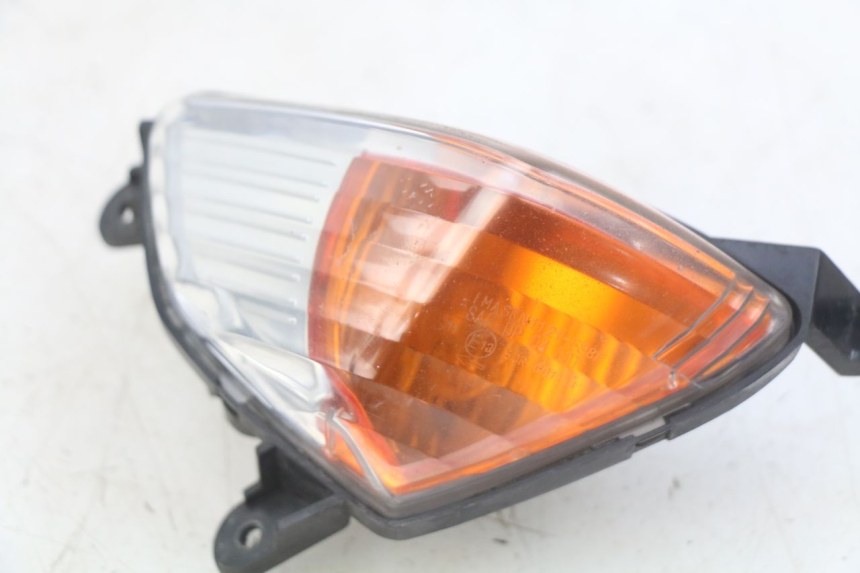 photo de RIGHT FRONT TURN SIGNAL YAMAHA FJR ABS 1300 (2006 - 2012)