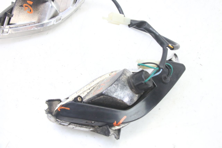 photo de FRONT TURN SIGNAL SYM FIDDLE 3 III 50 (2014 - 2020)