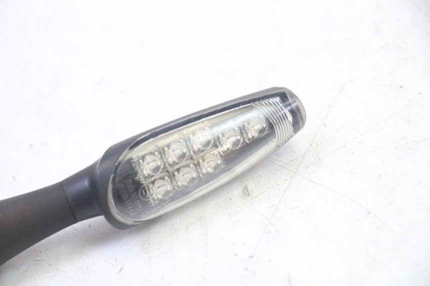 photo de LEFT FRONT TURN SIGNAL QUADRO 4 4D 350 (2015 - 2018)