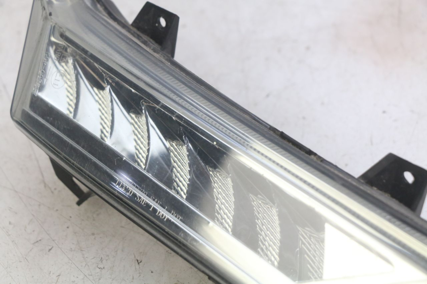 photo de LEFT FRONT TURN SIGNAL NECO ALEXONE 125 (2017 - 2024)