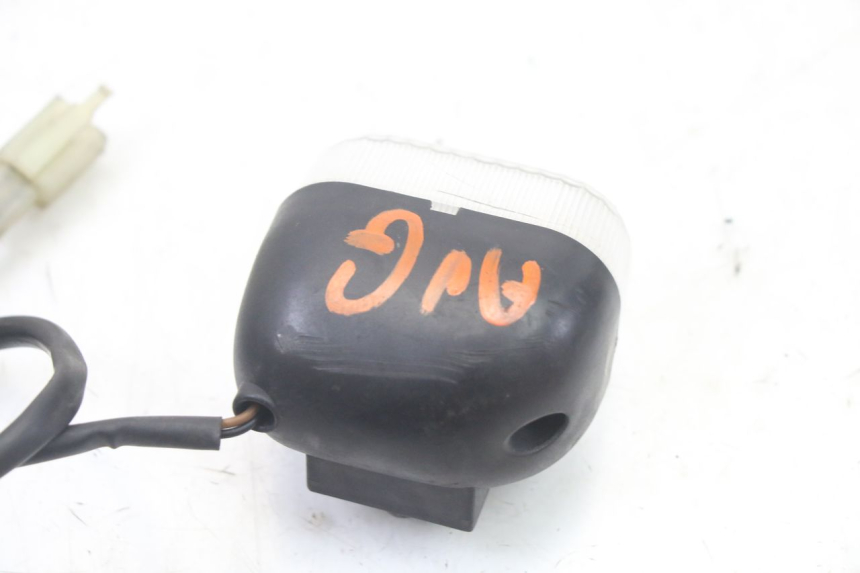 photo de FRONT LEFT TURN SIGNAL MBK BOOSTER SPIRIT NAKED 50 (2004 - 2017)