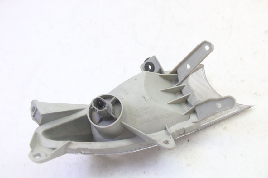 photo de LEFT FRONT TURN SIGNAL SUZUKI BURGMAN 125 (2007 - 2014)