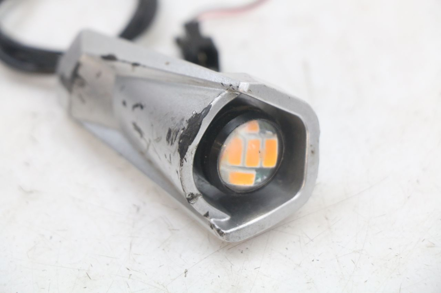 photo de FRONT LEFT TURN SIGNAL DUALTRON TOGO PLUS 1