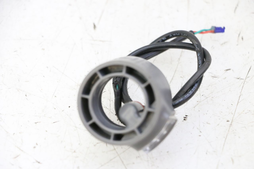 photo de LEFT FRONT TURN SIGNAL SEGWAY NINEBOT F65I 1