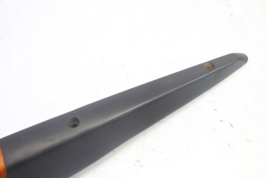 photo de FRONT LEFT TURN SIGNAL KAWASAKI GPZ RX 1000 (1986 - 1988) - Zoom on usage condition