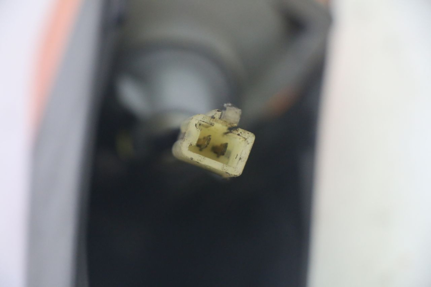 photo de FRONT LEFT TURN SIGNAL KAWASAKI GPZ RX 1000 (1986 - 1988) - Surface and material condition