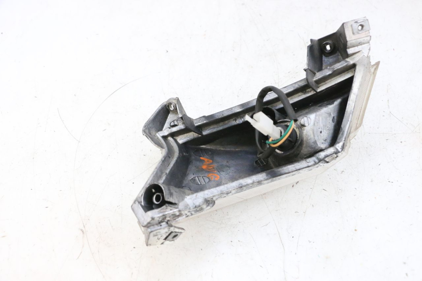 photo de FRONT LEFT TURN SIGNAL JM MOTORS GTS 125 (2015 - 2019) - Component detail