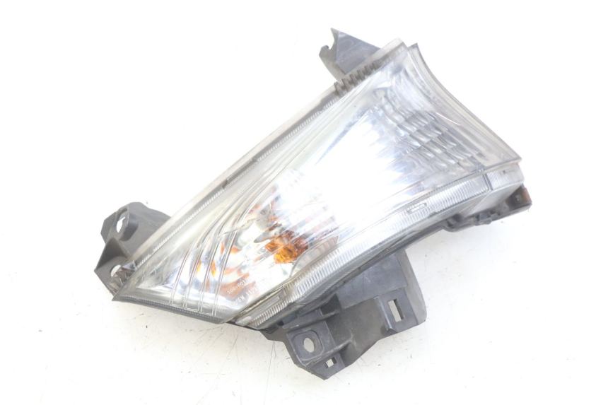 photo de LEFT FRONT TURN SIGNAL HONDA FJS SILVERWING SILVER WING 400 (2009 - 2016)