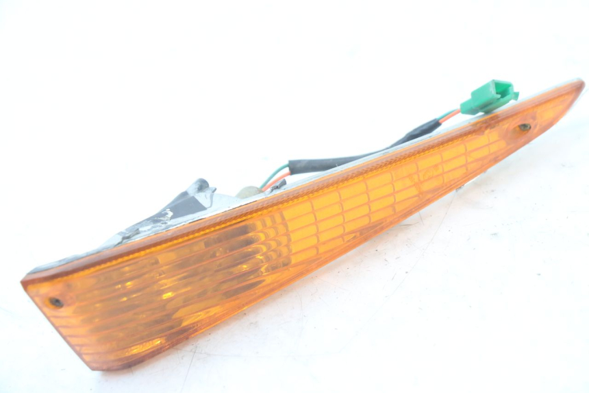 photo de LEFT FRONT TURN SIGNAL HONDA SCV LEAD 100 (2003 - 2007)