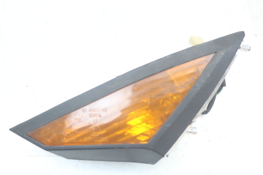 photo de LEFT FRONT TURN SIGNAL KEEWAY RY6 2T 50 (2011 - 2019)