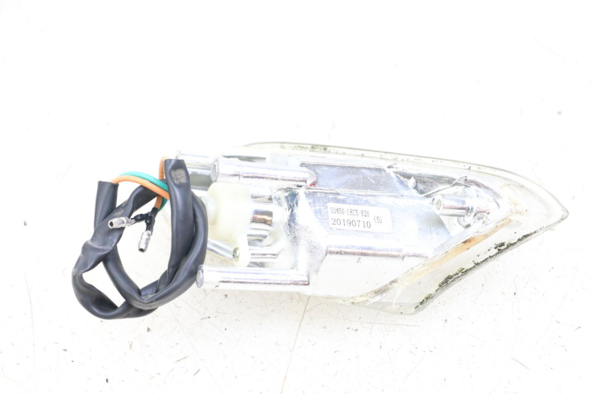 photo de LEFT FRONT TURN SIGNAL KYMCO AGILITY 4T 50 (2018 - 2022)