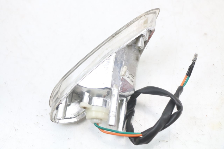 photo de LEFT FRONT TURN SIGNAL KYMCO AGILITY 4T 50 (2018 - 2022)