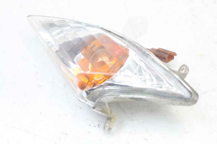 photo de LEFT FRONT TURN SIGNAL MBK FLAME X 125 (2004 - 2007)