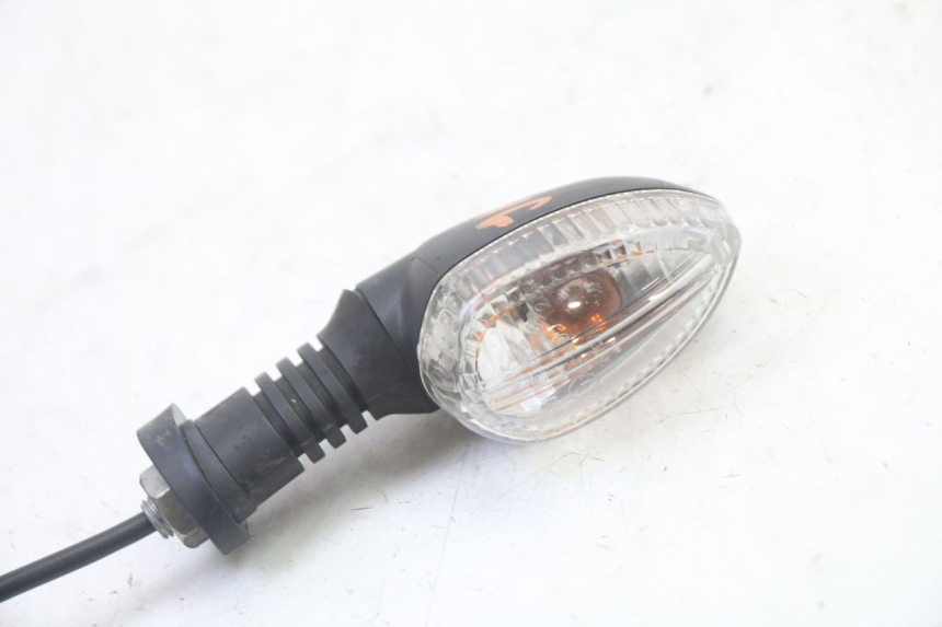 photo de FRONT LEFT TURN SIGNAL PIAGGIO MP3 RL 250 (2007 - 2010)