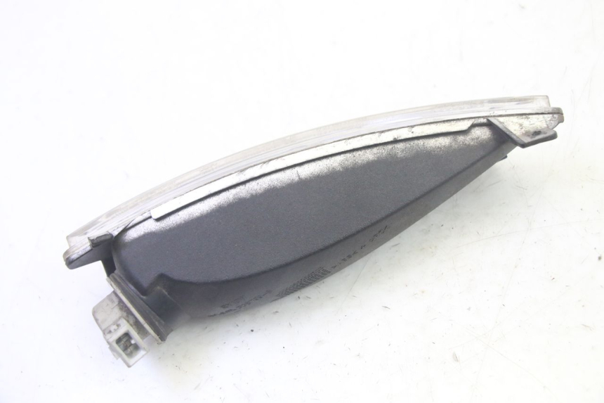 photo de FRONT LEFT TURN SIGNAL  PIAGGIO MP3 125 (2006 - 2014)