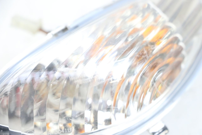 photo de LEFT FRONT TURN SIGNAL YAMAHA NEOS NEO'S 4T 50 (2008 - 2016) - Zoom on usage condition