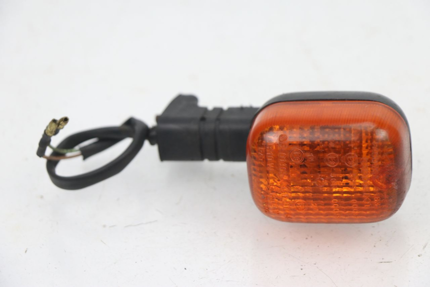 photo de LEFT FRONT TURN SIGNAL PEUGEOT LUDIX 50 (2005 - 2007)