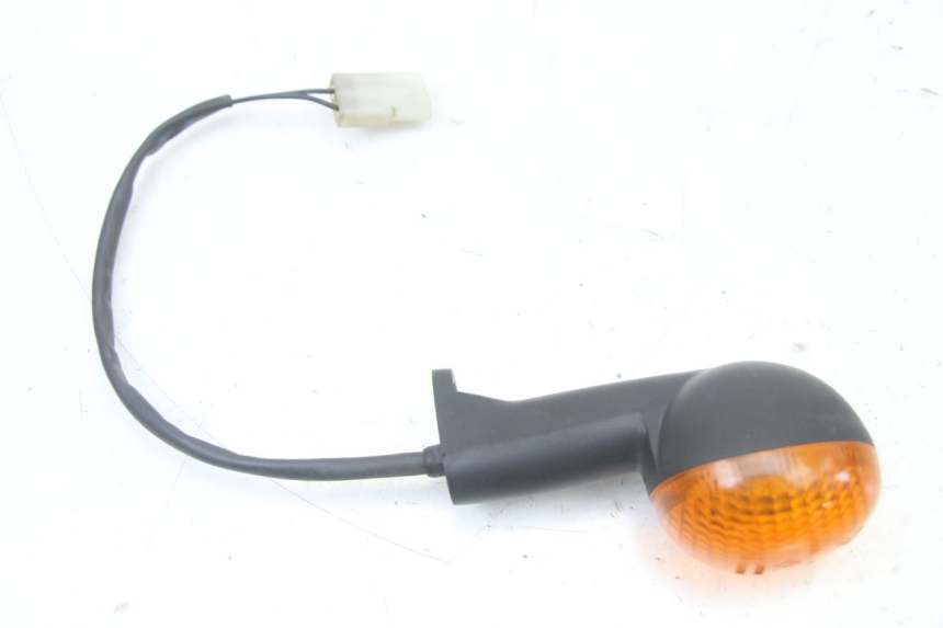 photo de FRONT LEFT TURN SIGNAL PEUGEOT LUDIX ONE 50 (2005 - 2008)