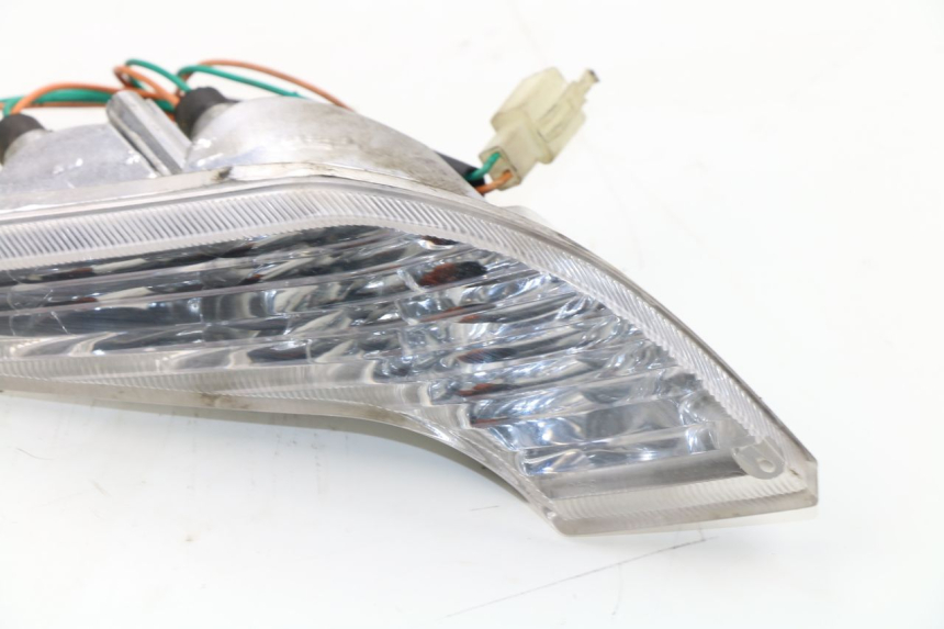 photo de FRONT LEFT TURN SIGNAL  PEUGEOT VIVACITY NEW 2T 50 (2008 - 2017)
