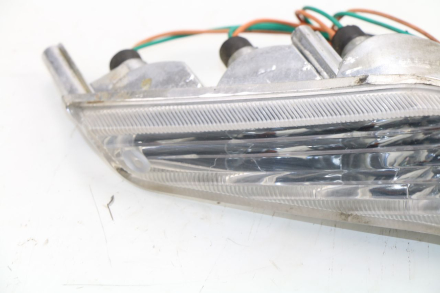 photo de FRONT LEFT TURN SIGNAL  PEUGEOT VIVACITY NEW 2T 50 (2008 - 2017)
