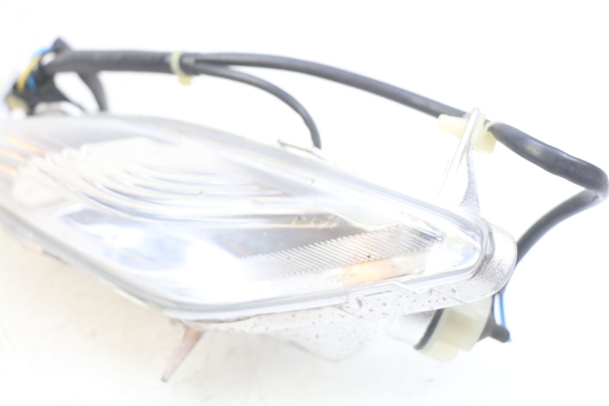 photo de LEFT FRONT TURN SIGNAL PIAGGIO FLY 4T 50 (2013 - 2017)