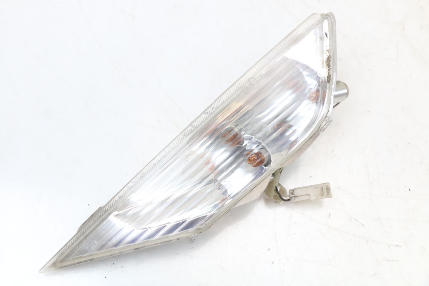 photo de LEFT FRONT TURN SIGNAL PIAGGIO X8 125 (2004 - 2007)