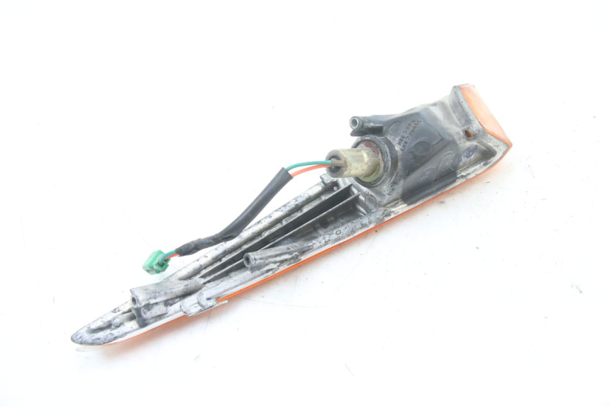 photo de LEFT FRONT TURN SIGNAL HONDA SCV LEAD 100 (2003 - 2007) - Product overview
