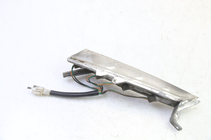 photo de FRONT LEFT TURN SIGNAL PEUGEOT SPEEDFIGHT 3 AIR 50 (2009 - 2015)