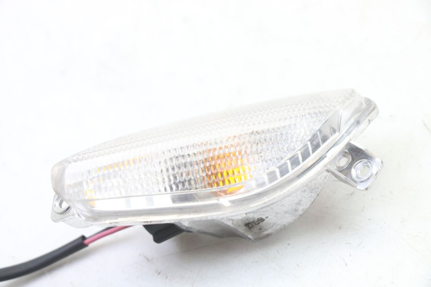 photo de FRONT LEFT TURN SIGNAL  APRILIA SR 2T 50 (2018 - 2022)