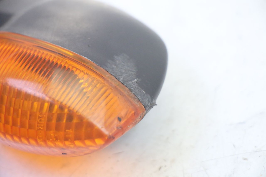 photo de FRONT LEFT TURN SIGNAL YAMAHA TDM ABS 900 (2002 - 2014) - Zoom on usage condition