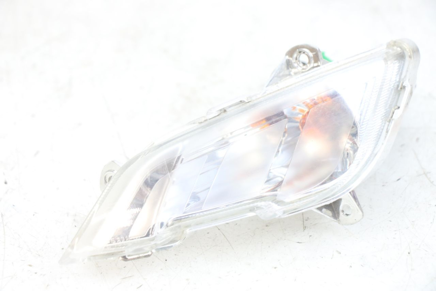 photo de FRONT LEFT TURN SIGNAL PEUGEOT TWEET 4T 50 (2014 - 2019)