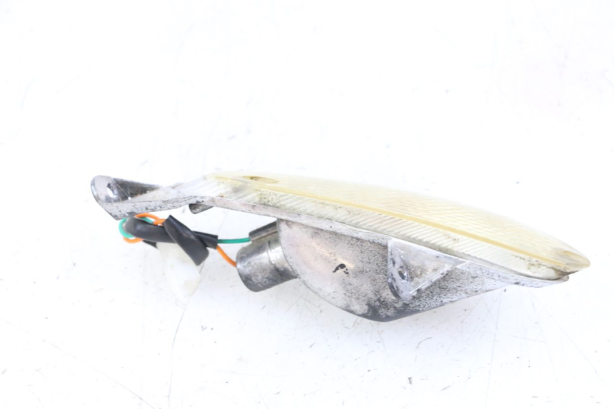 photo de LEFT FRONT TURN SIGNAL UNIVERSAL BIKE ZN50QT-11B 50 (2018 - 2021)