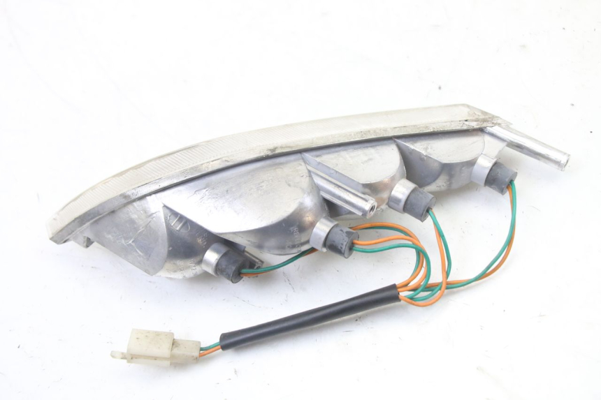 photo de FRONT LEFT TURN SIGNAL  PEUGEOT VIVACITY NEW 2T 50 (2008 - 2017)