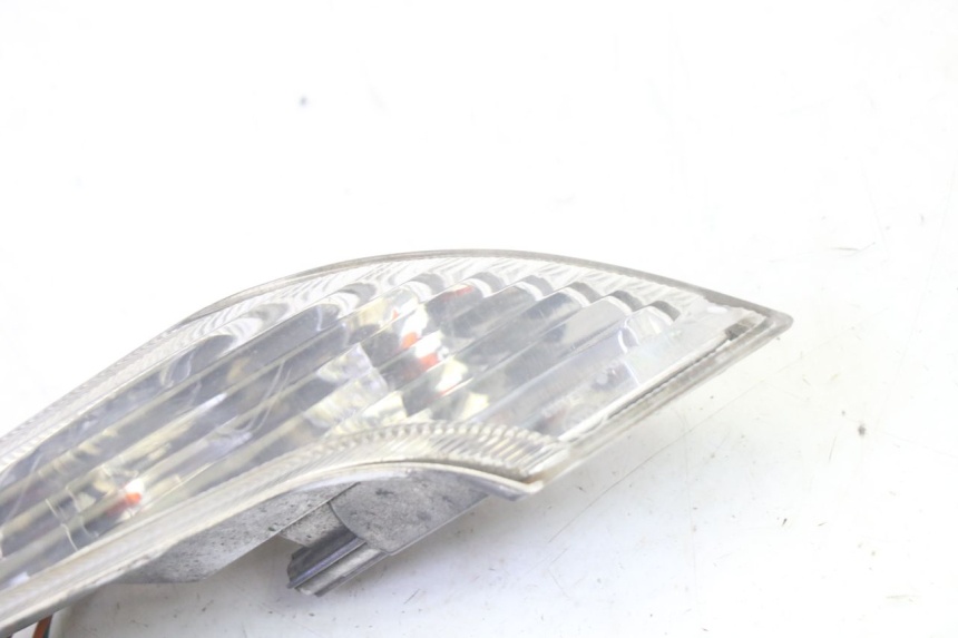 photo de LEFT FRONT TURN SIGNAL PEUGEOT VIVACITY NEW 4T 50 (2008 - 2017)