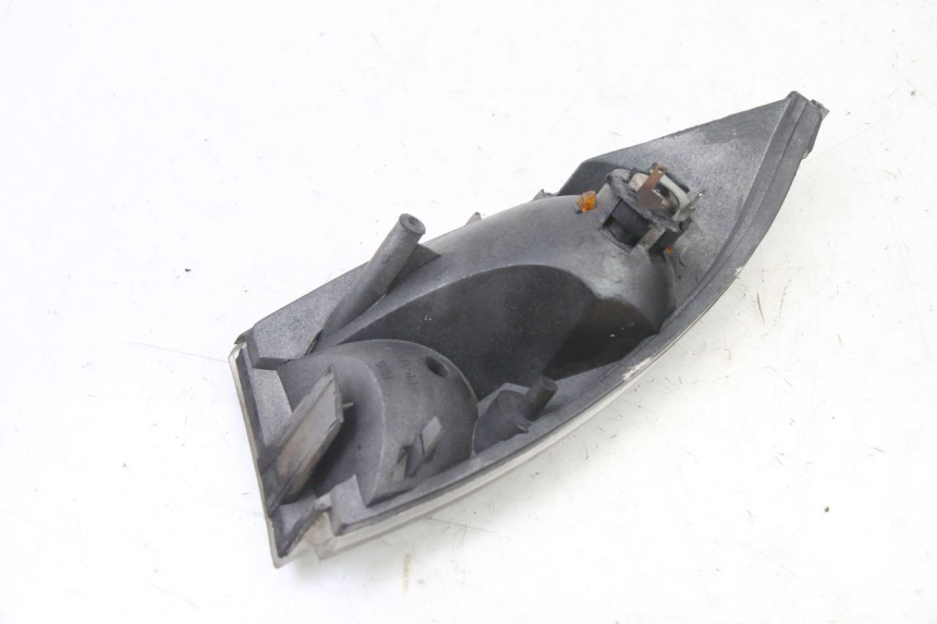 photo de FRONT LEFT TURN SIGNAL PEUGEOT VIVACITY 50 (2004 - 2009)