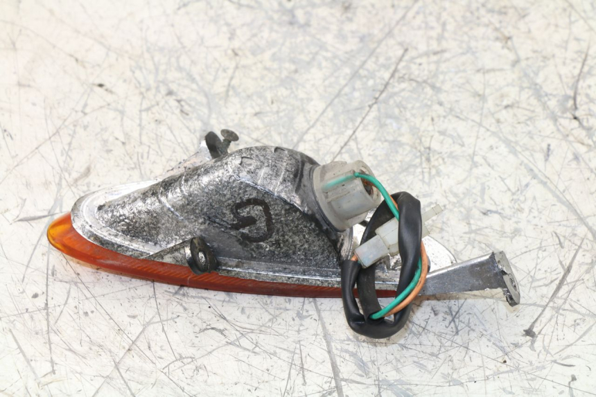 photo de FRONT LEFT TURN SIGNAL  YIYING WALLABY 50 (2007 - 2015)