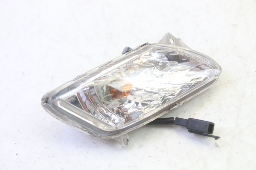 photo de LEFT FRONT TURN SIGNAL YAMAHA X-MAX XMAX 250 (2006 - 2009)