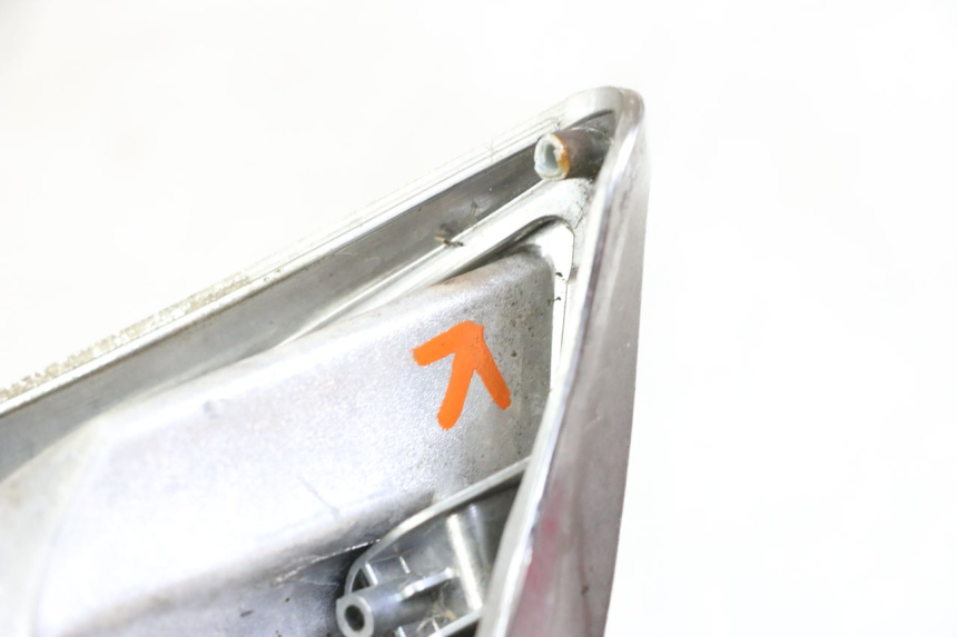 photo de LEFT FRONT TURN SIGNAL PIAGGIO XEVO - X EVO 125 (2007 - 2016) - Alternative perspective