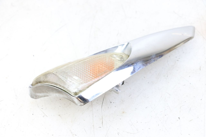 photo de LEFT FRONT TURN SIGNAL PIAGGIO XEVO - X EVO 125 (2007 - 2016) - Fixing points details