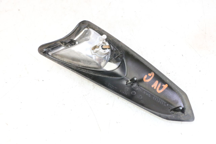 photo de LEFT FRONT TURN SIGNAL PIAGGIO XEVO - X EVO 125 (2007 - 2016)