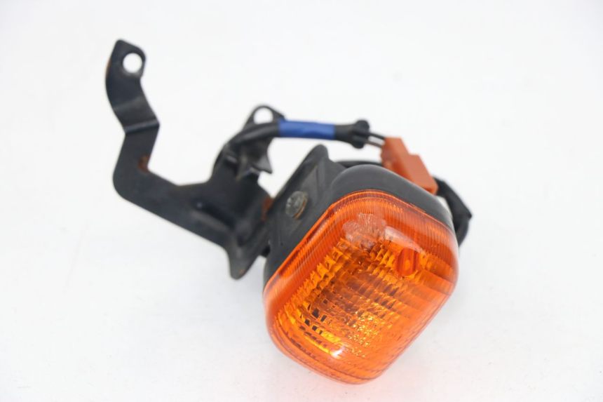 photo de FRONT LEFT TURN SIGNAL  YAMAHA BW'S BWS 125 (2010 - 2013)