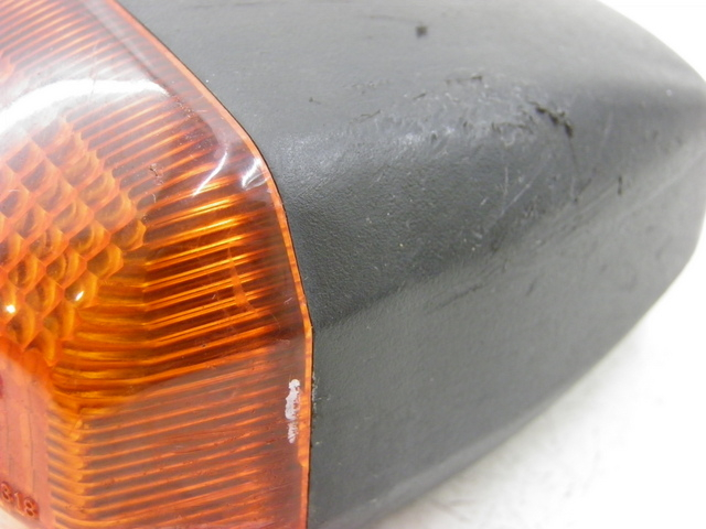 photo de FRONT LEFT TURN SIGNAL  YAMAHA FZS FAZER 1000 (2003 - 2005) - Zoom on usage condition