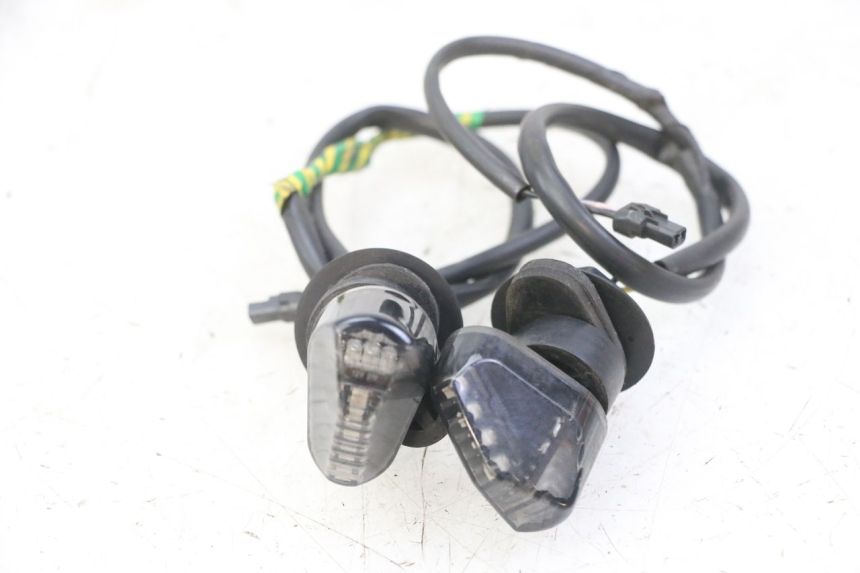 photo de FRONT TURN SIGNAL PIAGGIO MP3 LT 300 (2010 - 2016)